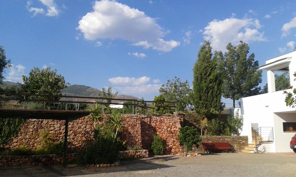 El Domingo En El Valle Fondón Eksteriør billede
