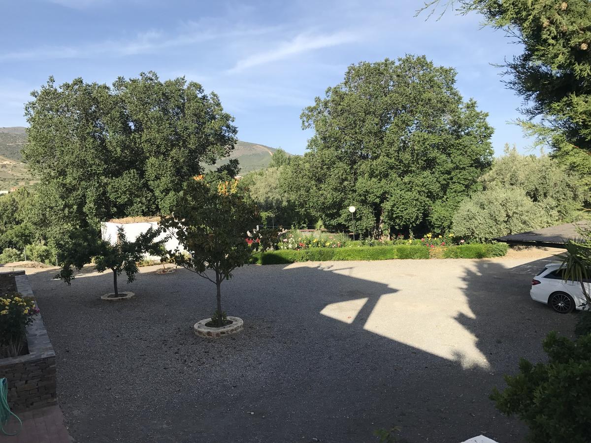 El Domingo En El Valle Fondón Eksteriør billede